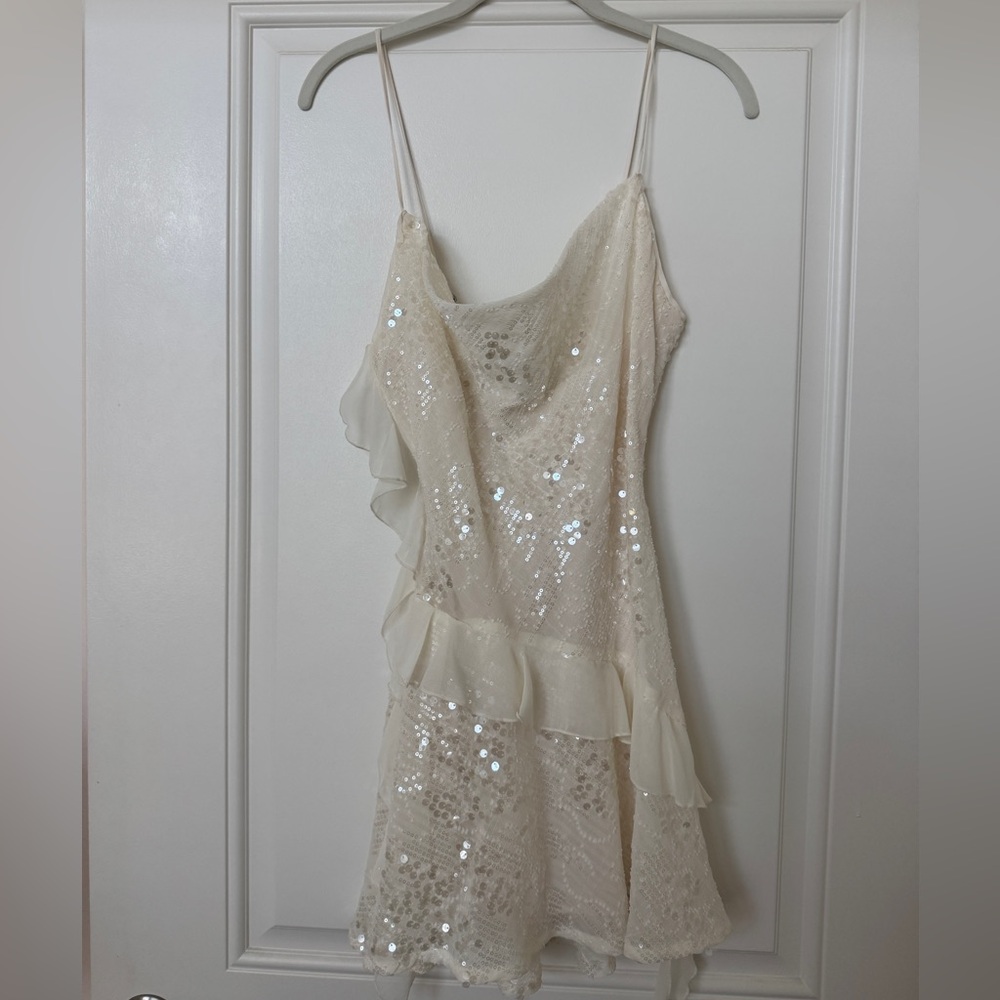 NWT Viral Zara Sequin White Ruffle Dress